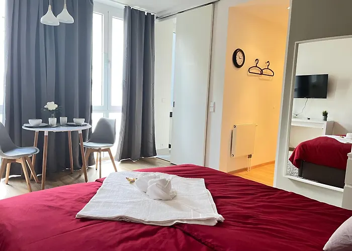 Am Waldschloesschen Mit Kueche Und Netflix 德累斯顿